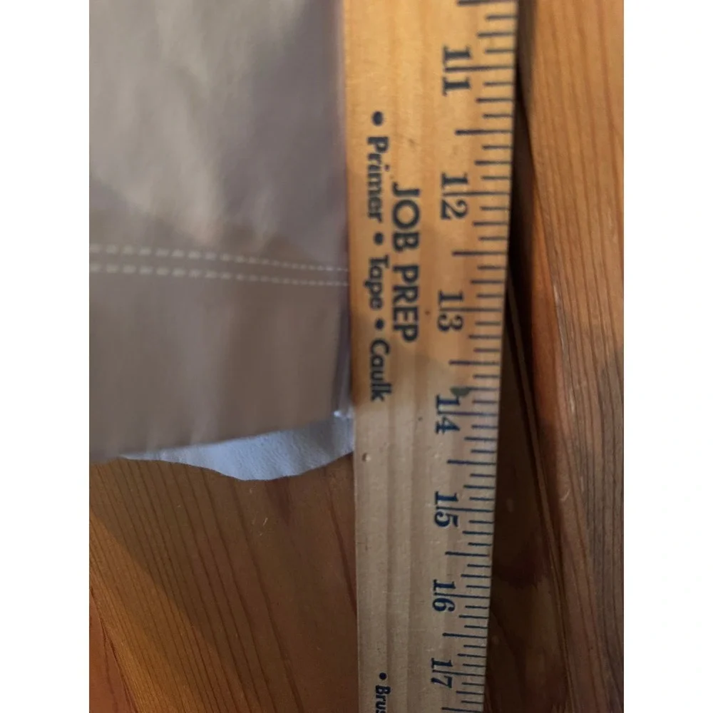 Nike Golf Bermuda Shorts 14 Tan Striped Fit Dry Sporty Athletic Golfcore
